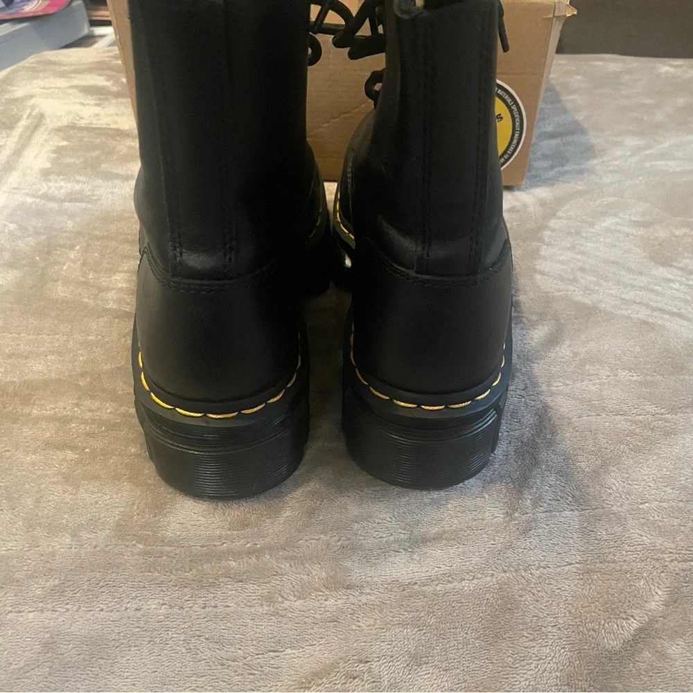 Dr. Martens Audrick Boot size 8 - Picture 7 of 11